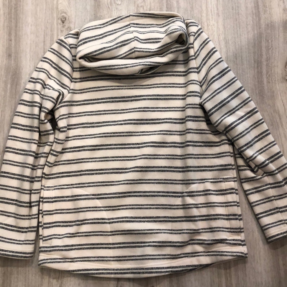 L.L. Bean sweater in L